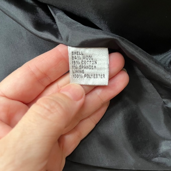 Talbots Black Cropped Stretch Blazer Jacket Button Up Swing Coat Lined, Size 14 - Picture 8 of 8